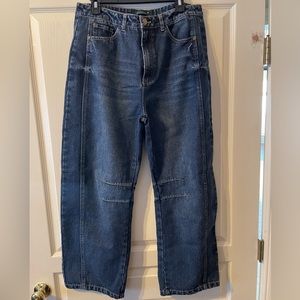 Barrel jeans